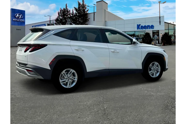 $28821 : Hyundai TUCSON 2025 AWD SE 4 image 8