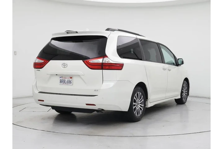 $31998 : Toyota Sienna 2019 XLE 7-Pas image 8