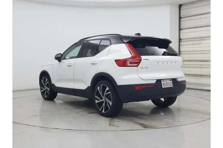 $26998 : Volvo XC40 2022 AWD T5 R-Des image 2