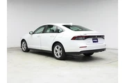 $23998 : Honda Accord 2023 LX 4dr Sed thumbnail