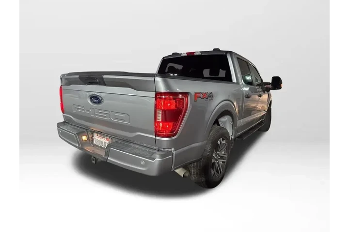 $27339 : Ford F-150 2021 4x4 XLT 4dr image 5