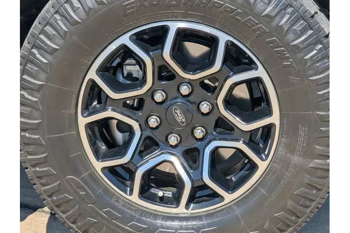 $33324 : Ford F-150 2023 4x4 Platinum image 10