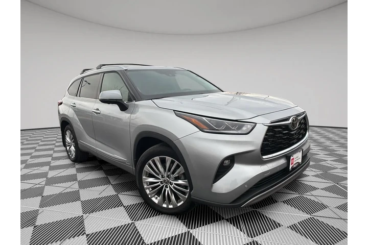 $55000 : Gold Certified2025 Highlander image 2
