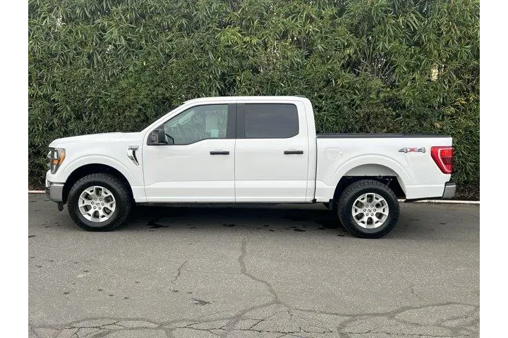 $39988 : Ford F-150 2023 4x4 XLT 4dr image 9
