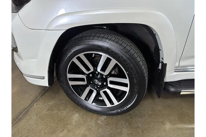 $27299 : Silver Certified 2019 4Runner image 4