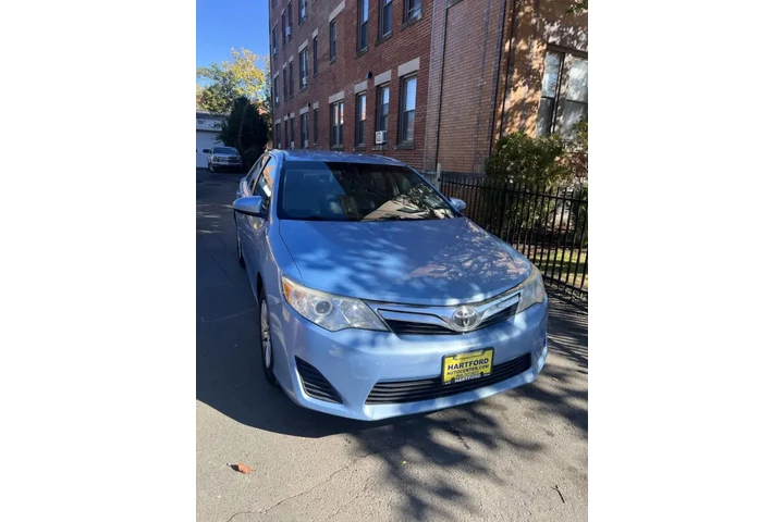 $9999 : 2012 Camry LE image 8