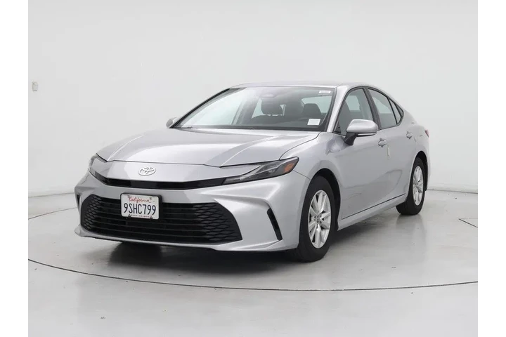 $27998 : Toyota Camry 2025 LE 4dr Sed image 4
