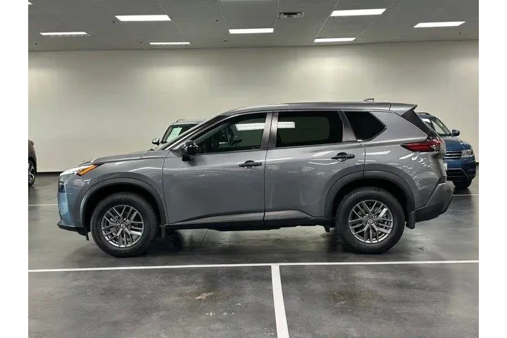 $17986 : Nissan Rogue 2021 S 4dr Cros image 2