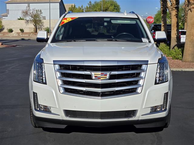 $47923 : Pre-Owned 2020 Escalade Luxury image 8