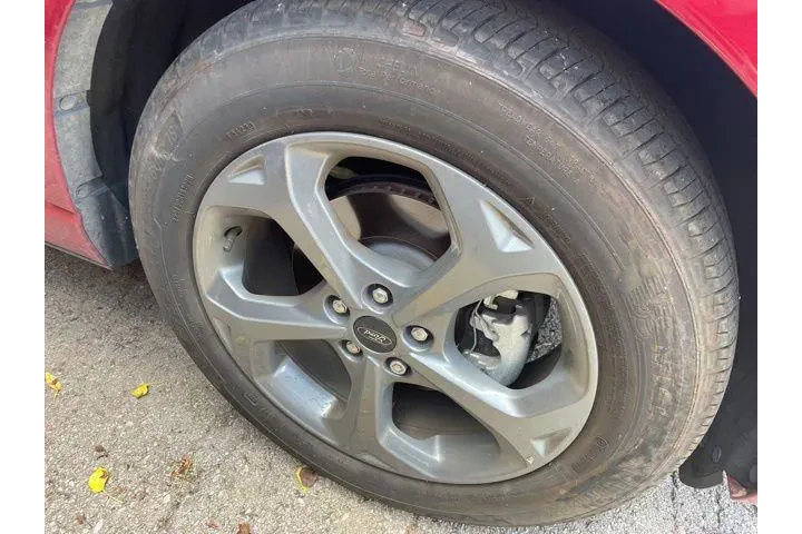 $24713 : Ford Escape 2024 ST-Line 4dr image 5