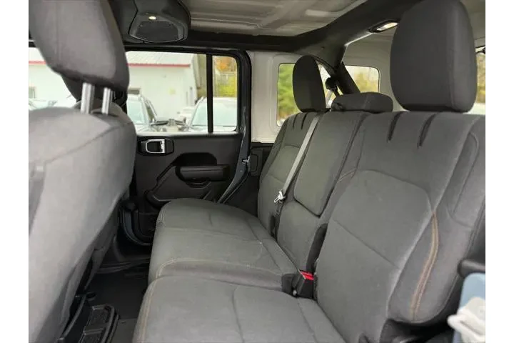 $35451 : Jeep Wrangler 2024 4x4 Willy image 6