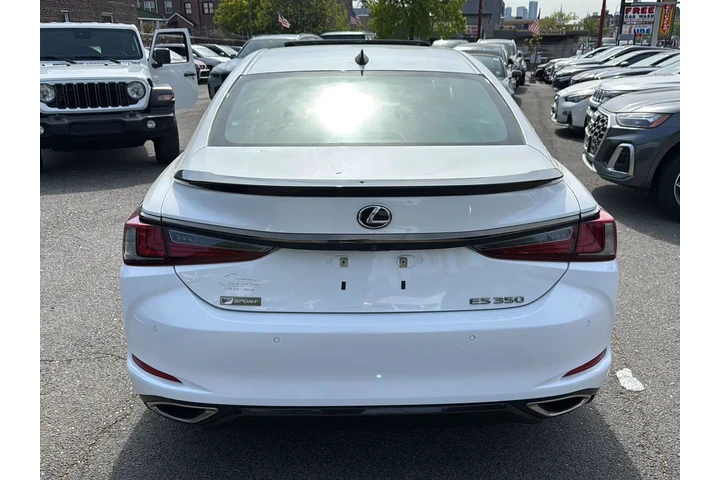 $32990 : Lexus ES 350 2021 F SPORT 4d image 5