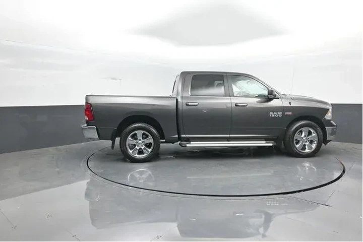 $24730 : Ram 1500 2016 4x4 Big Horn 4 image 8