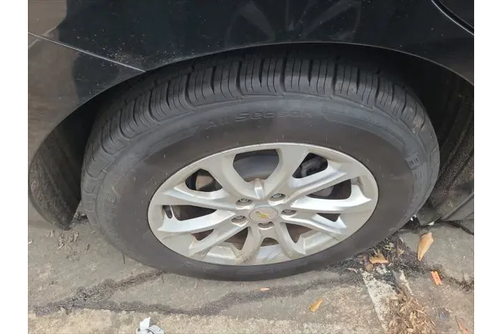 $13903 : Chevrolet Equinox 2020 LT 4d image 5