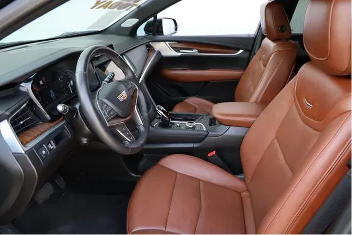 $39850 : Cadillac XT5 2024 Premium Lu image 10