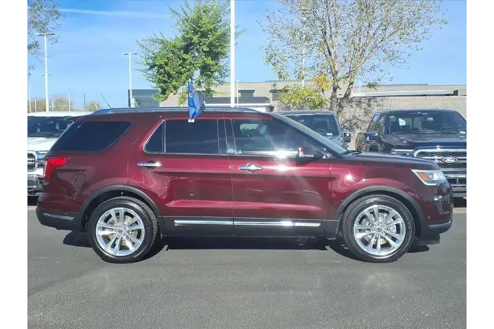 $18725 : Ford Explorer 2018 Limited 4 image 3