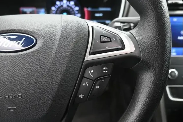 $13783 : Ford Fusion 2019 SE 4dr Seda image 7