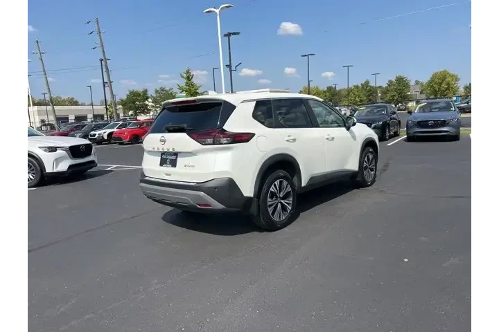 $27980 : Nissan Rogue 2023 AWD SV 4dr image 8