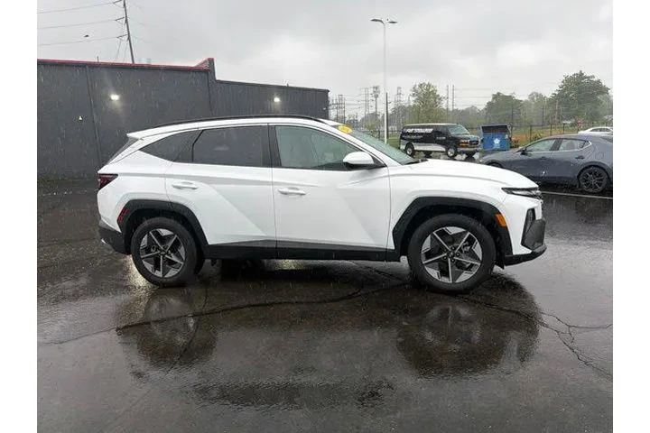 $26980 : Hyundai TUCSON 2025 SEL 4dr image 5