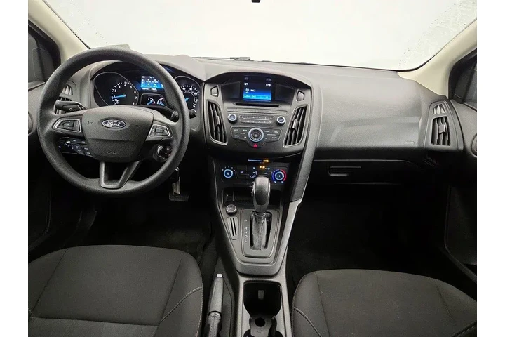 $13998 : Ford Focus 2017 SE 4dr Hatch image 9