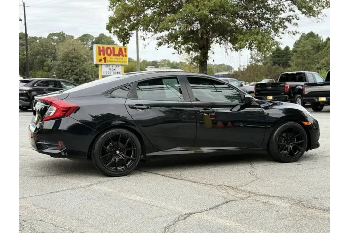 2017 Civic LX image 8