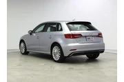 $18998 : Audi A3 Sportback e-tron 201 thumbnail