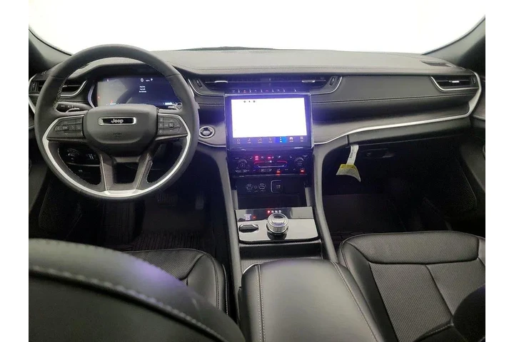 $38998 : Jeep Grand Cherokee 2025 4x4 image 9