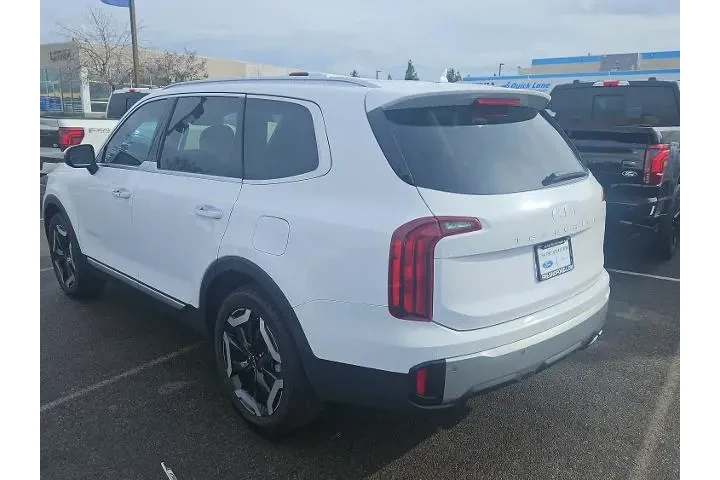 $25000 : Kia Telluride 2023 S 4dr SUV image 6