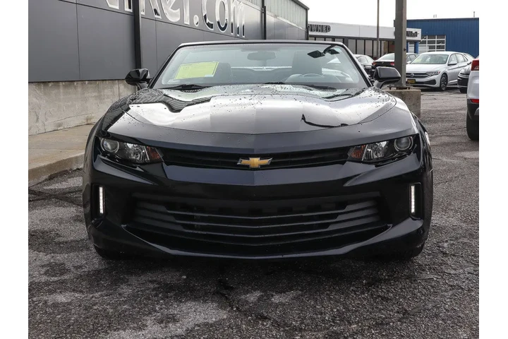 $23587 : 2017 Camaro 2dr Conv 1LT image 2