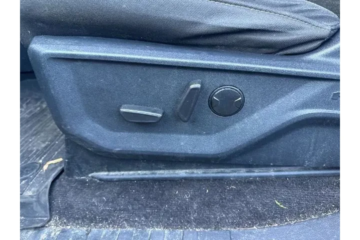 $39073 : Ford F-150 2023 4x4 XLT 4dr image 10