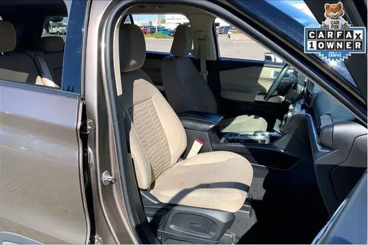 $23985 : Ford Explorer 2021 XLT 4dr S image 7