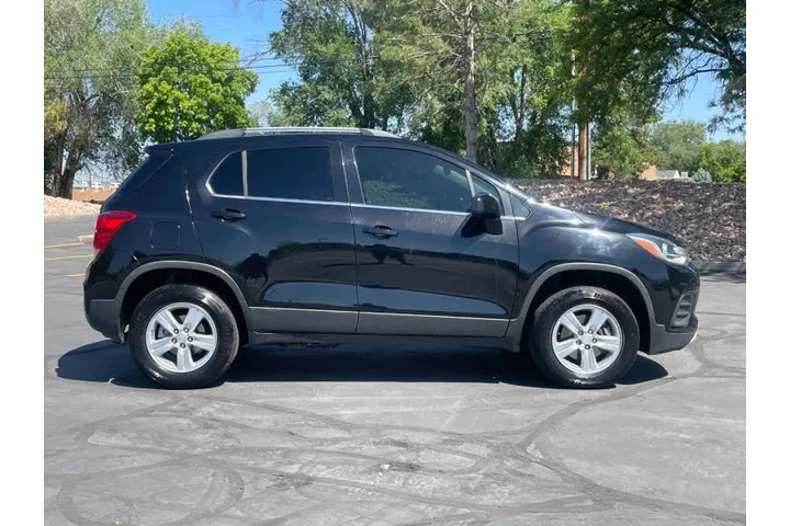 $9900 : 2019 Trax LT image 6