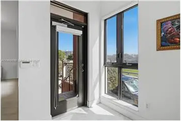 $4400 : Rental property with 2 bedro image 5