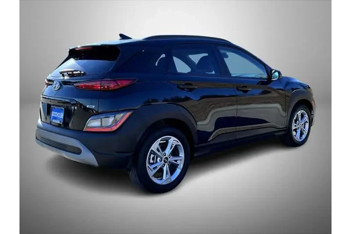 $21927 : Hyundai KONA 2023 AWD SEL 4d image 5