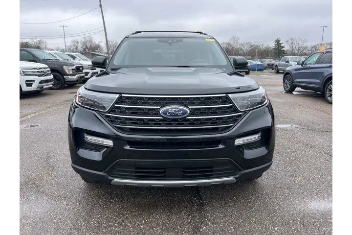 $32999 : Ford Explorer 2024 AWD XLT 4 image 2