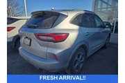 $23020 : Ford Escape 2023 AWD ST-Line thumbnail