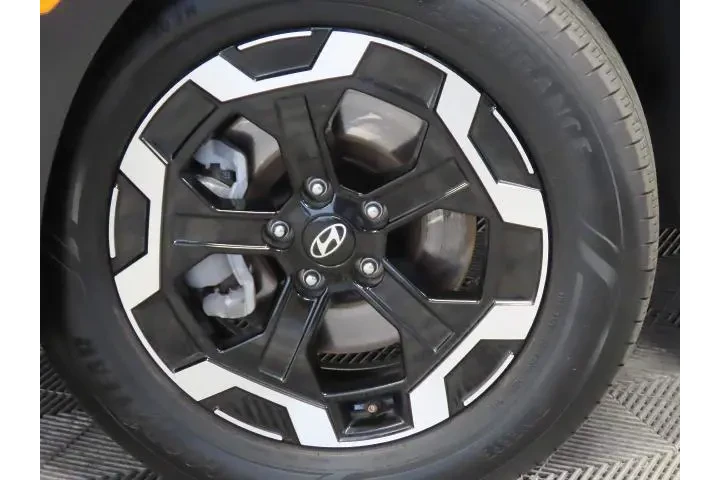 $29995 : Hyundai SANTA FE 2024 AWD SE image 6