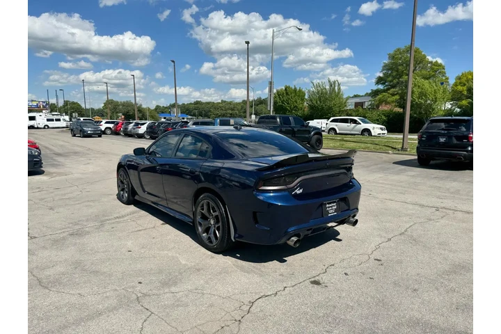 $11980 : 2016 Charger 4dr Sdn Police A image 4