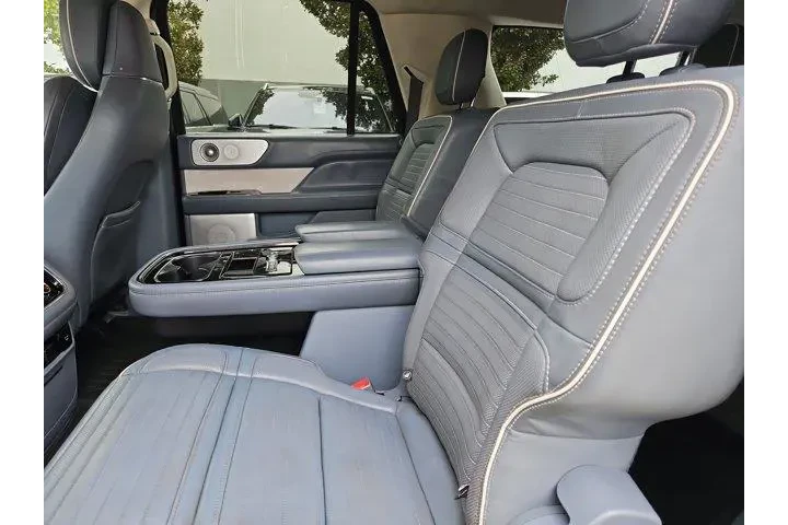 $34590 : Lincoln Navigator L 2019 4x4 image 9