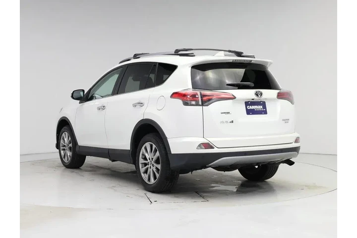 $24998 : Toyota RAV4 2017 AWD Limited image 2