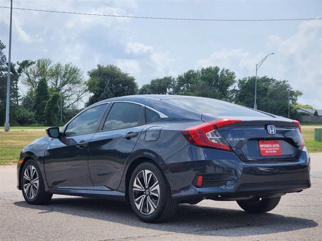 $13450 : 2018 Civic LX image 6