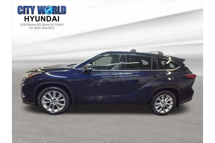 $29546 : Toyota Highlander 2021 AWD L image 2