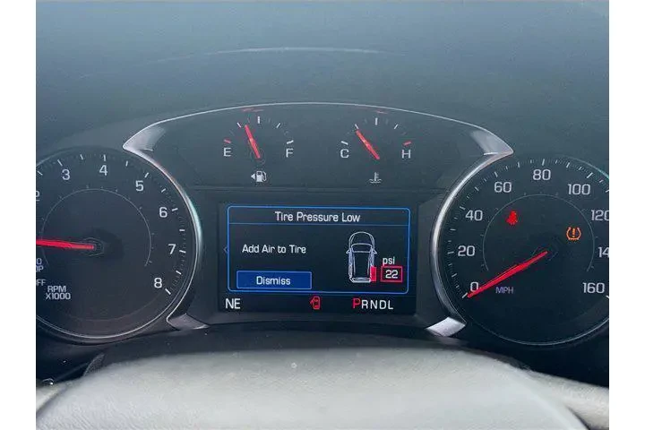 $15979 : Chevrolet Equinox 2024 LS 4d image 9