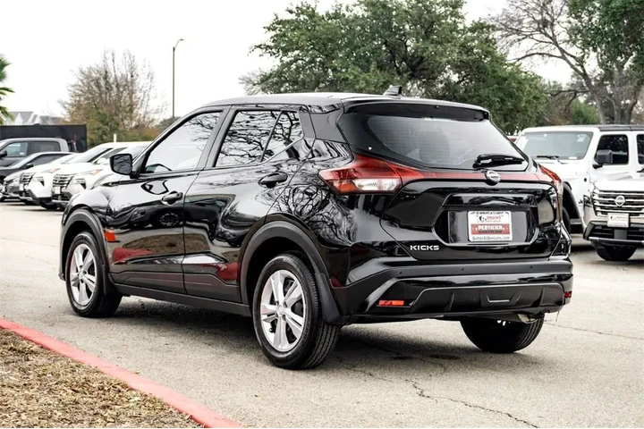 $20599 : Nissan Kicks Play 2025 S 4dr image 7