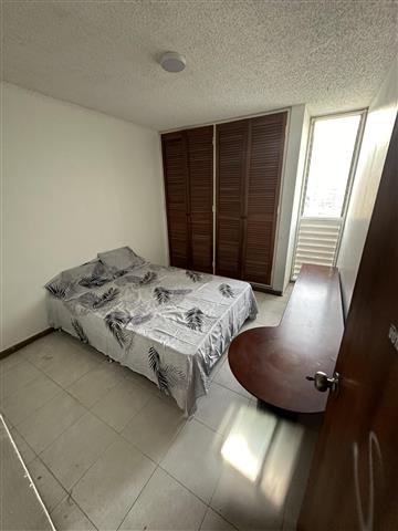 $200 : Habitación en bello monte image 2