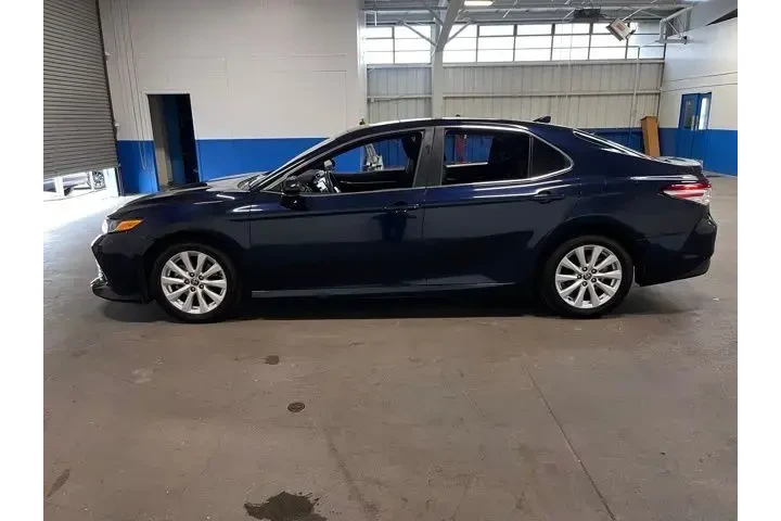 $19470 : Toyota Camry 2020 LE 4dr Sed image 6