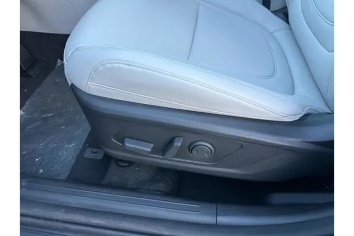 $32055 : Hyundai TUCSON Hybrid 2025 A image 6