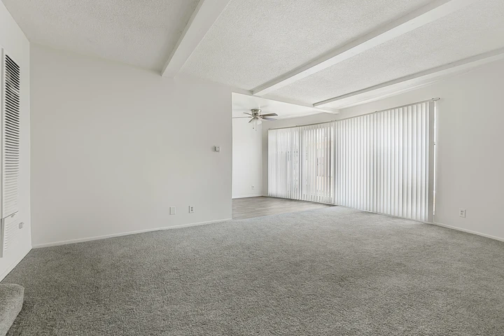 $1950 : Inglewood 1 Bd 1 Bath $1,950 image 3