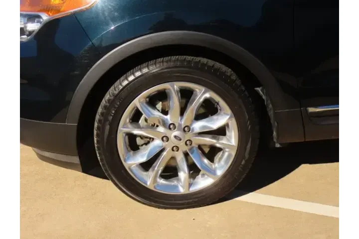 $12911 : Ford Explorer 2015 Limited 4 image 5