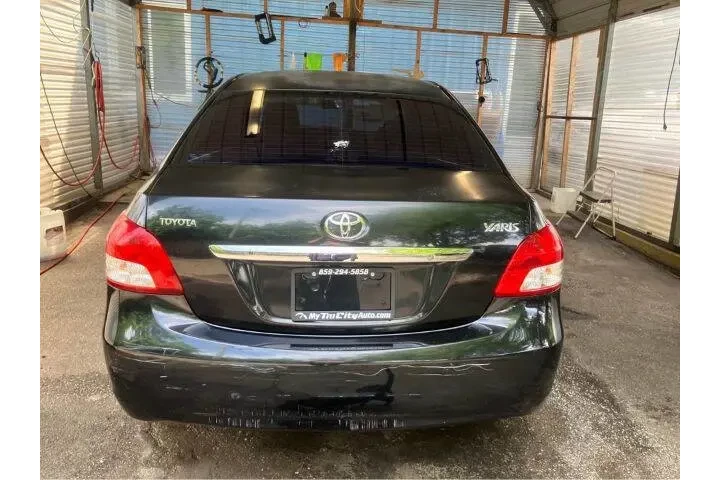 $6990 : 2010 Yaris image 6